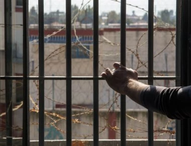 Προφυλακίστηκαν ακόμη δύο άτομα για την υπόθεση της παράνομης διακίνησης αντικαρκινικών φαρμάκων